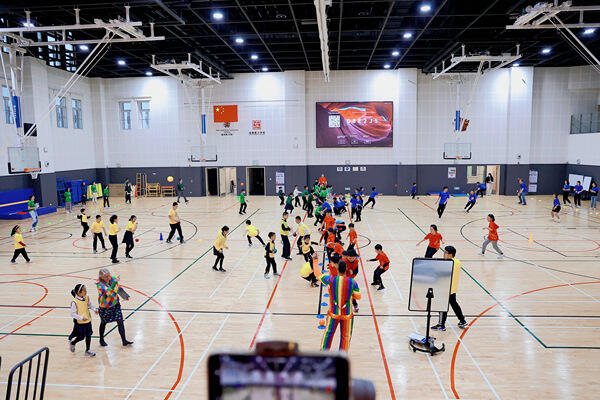 学生集会 - 首次学院活动,南通惠立学校